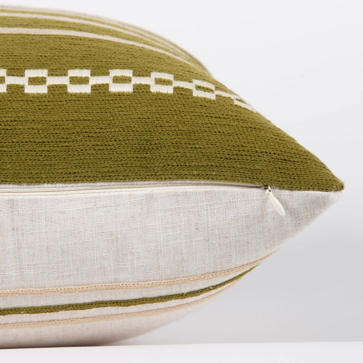 Emerald Shore Chenille Emb Cushion Cushion Casa Dvipa